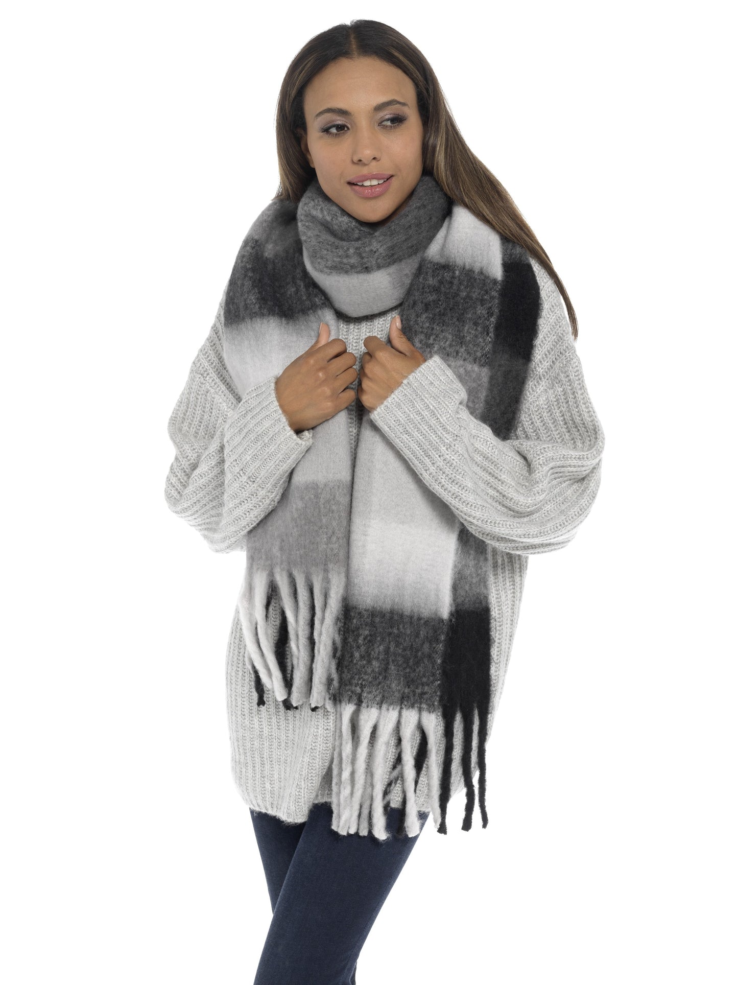 Ladies Oversized Blanket Scarf Soft Fluffy Checked Tassel Wrap Winter Gift