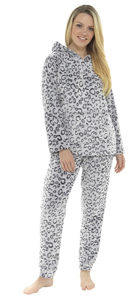 Ladies Leopard Print Fleece Hooded Twosie Pyjama Set In Grey Or Pink